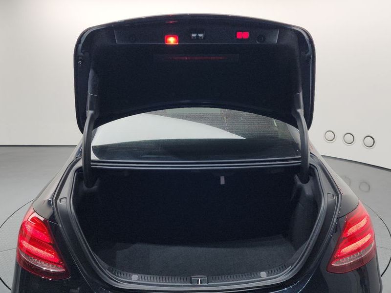 2017 Mercedes-Benz E-Class E300 Avantgarde photo 20