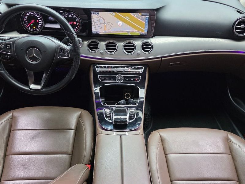 2017 Mercedes-Benz E-Class E200 Avantgarde photo 7