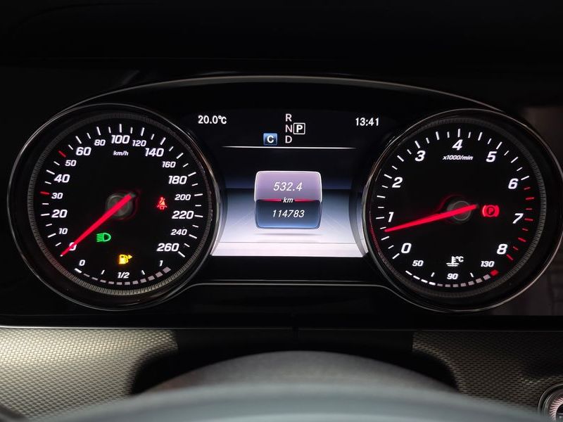2017 Mercedes-Benz E-Class E200 Avantgarde photo 8