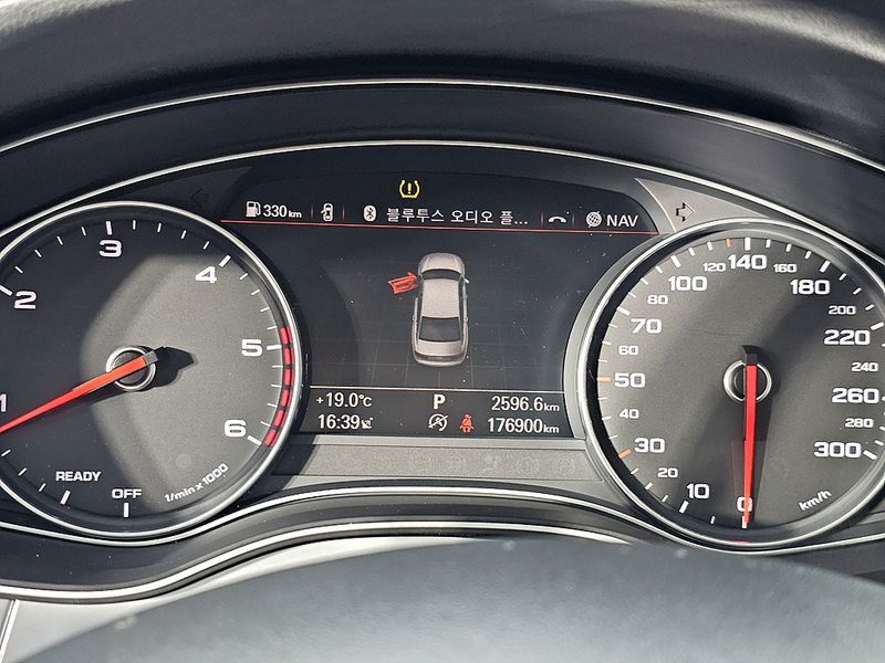 2016 Audi A6 40 TDI Quattro Premium C7 photo 7