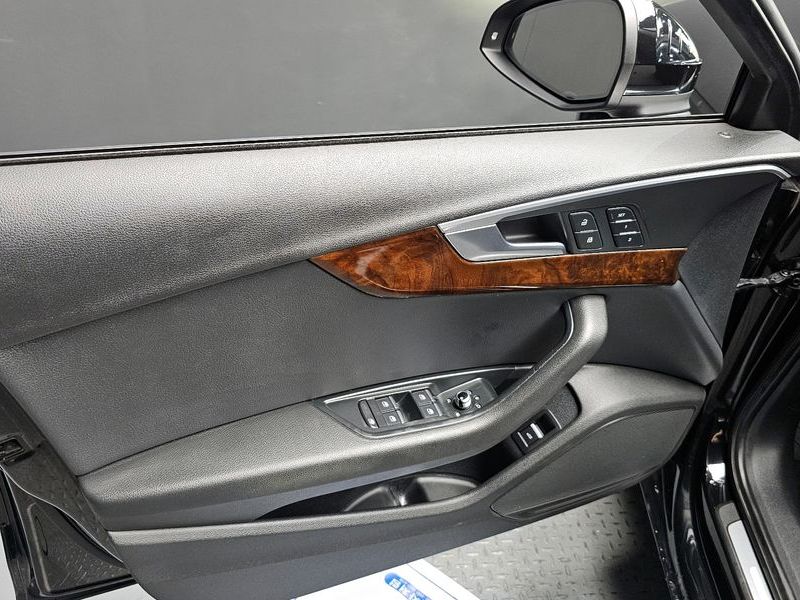 2016 Audi A4 45 TFSI Premium photo 17