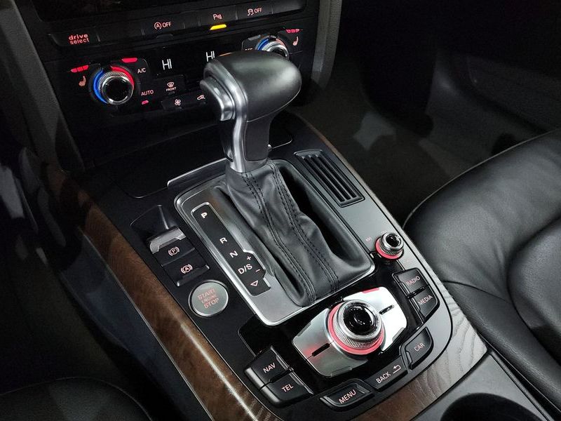 2016 Audi A4 30 TDI Dynamic B8 photo 9