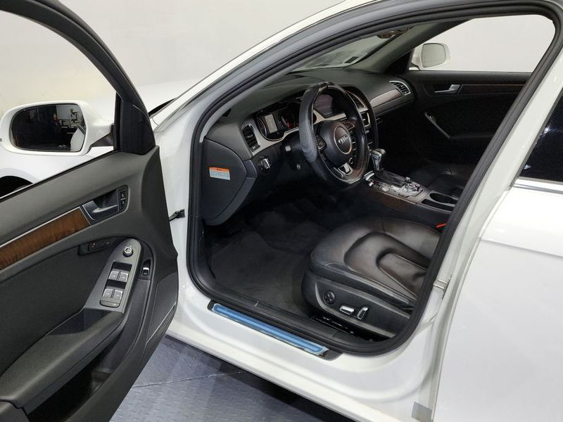 2016 Audi A4 30 TDI Dynamic B8 photo 10