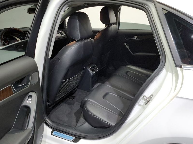 2016 Audi A4 30 TDI Dynamic B8 photo 11