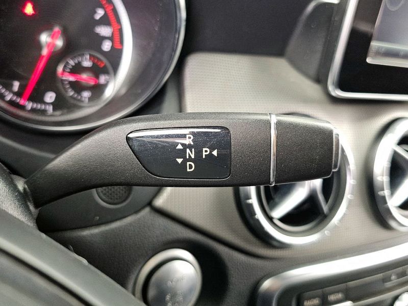 2017 Mercedes-Benz A-Class CLA250 4MATIC photo 9