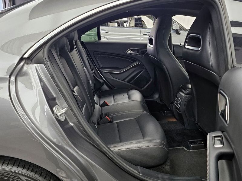 2017 Mercedes-Benz A-Class CLA250 4MATIC photo 12