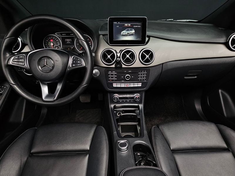 2017 Mercedes-Benz B-클래스 W246 B200 d photo 7