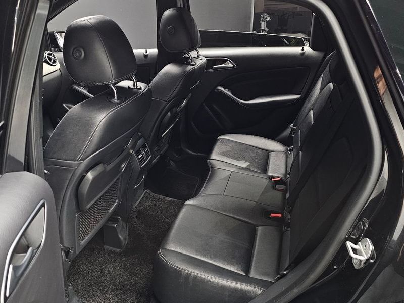 2017 Mercedes-Benz B-클래스 W246 B200 d photo 12