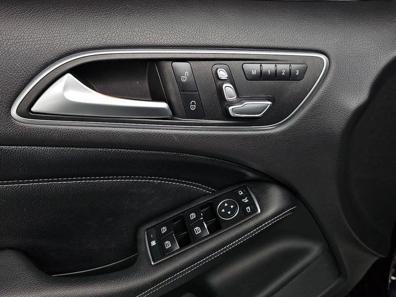 2017 Mercedes-Benz B-클래스 W246 B200 d photo 17