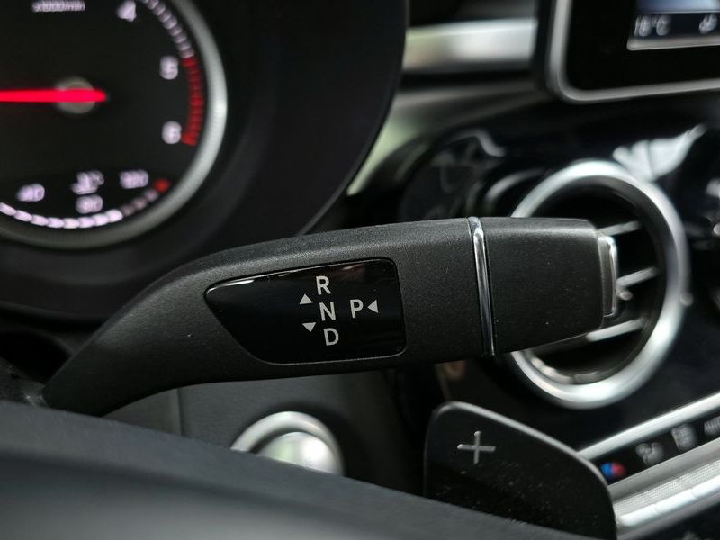 2017 Mercedes-Benz C-Class C200 d photo 9