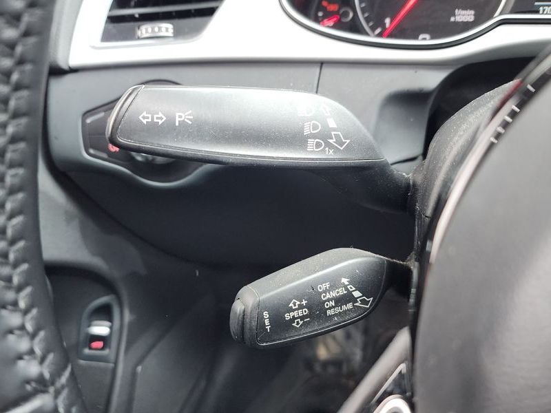 2016 Audi A4 30 TDI Dynamic B8 photo 14