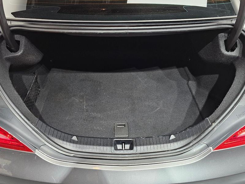 2017 Mercedes-Benz A-Class CLA250 4MATIC photo 17