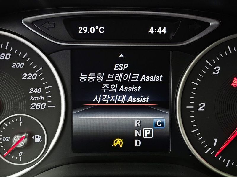 2017 Mercedes-Benz B-클래스 W246 B200 d photo 18