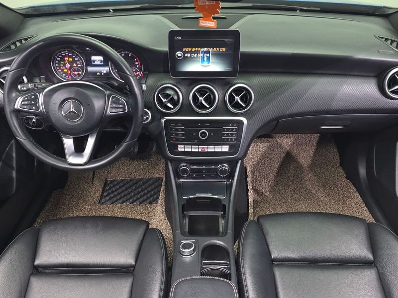 2017 Mercedes-Benz A-Class A200 photo 7