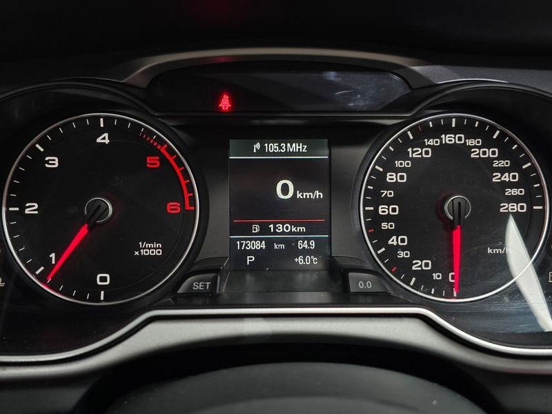 2016 Audi A4 35 TDI Quattro Dynamic B8 photo 8