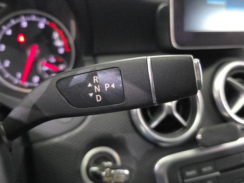 2017 Mercedes-Benz A-Class A200 photo 9