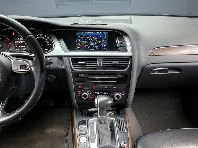 2016 Audi A4 30 TDI Dynamic B8 photo 14