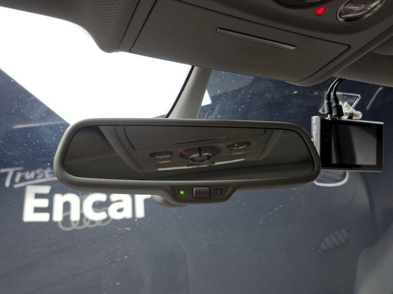 2016 Audi A4 30 TDI Dynamic B8 photo 16