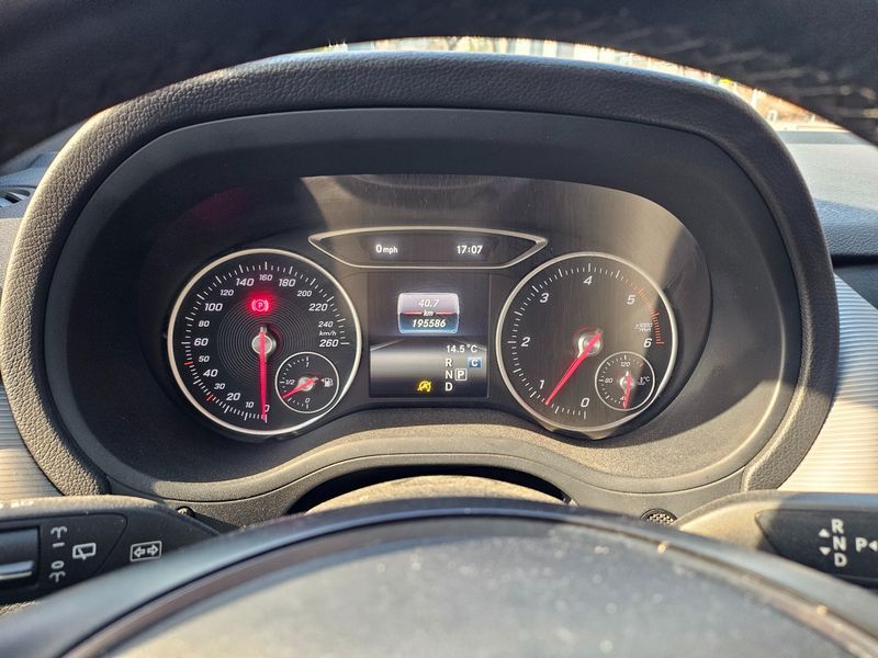2017 Mercedes-Benz B-클래스 W246 B200 d photo 15