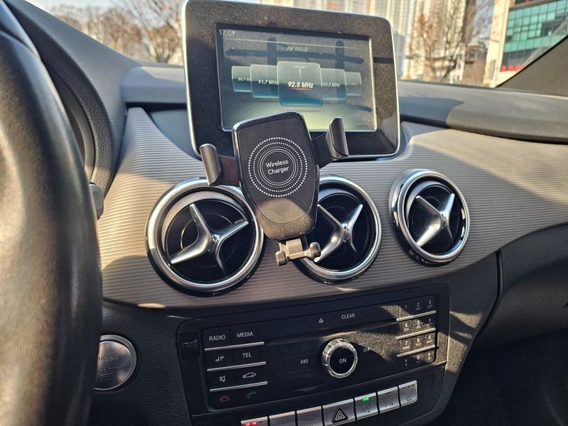 2017 Mercedes-Benz B-클래스 W246 B200 d photo 17