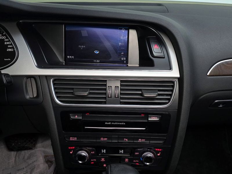 2016 Audi A4 30 TDI Dynamic B8 photo 14