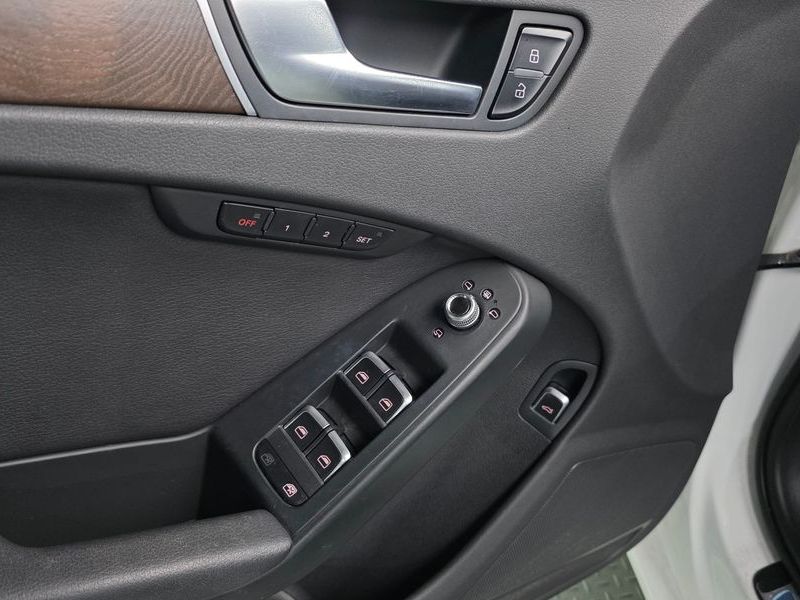 2016 Audi A4 30 TDI Dynamic B8 photo 17