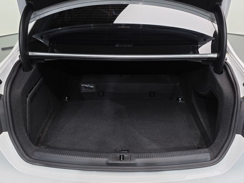 2016 Audi A4 30 TDI Dynamic B8 photo 20