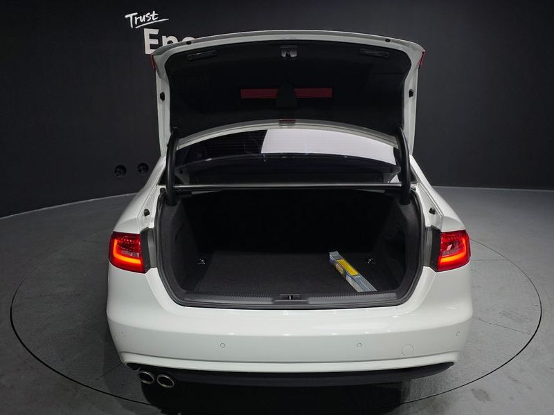 2016 Audi A4 30 TDI B8 photo 20