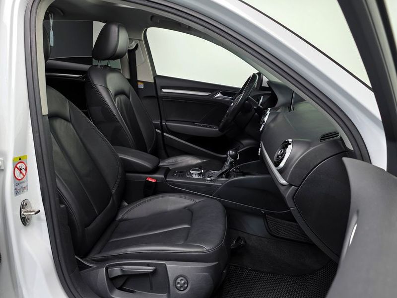 2016 Audi A3 35 TDI Dynamic 8V photo 10