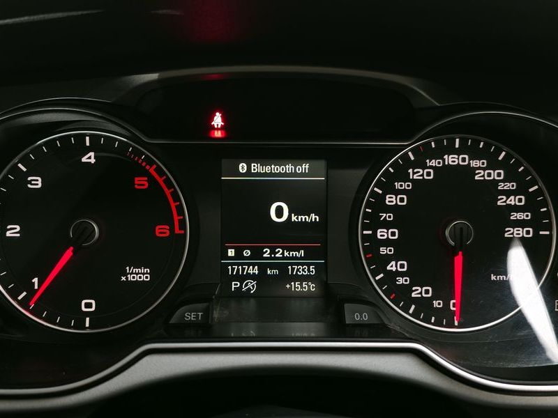 2016 Audi A4 30 TDI B8 photo 8