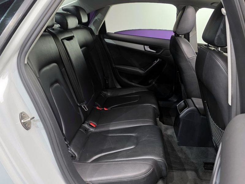 2016 Audi A4 30 TDI B8 photo 12