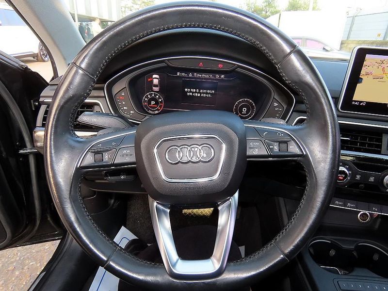 2016 Audi A4 45 TFSI Premium photo 8