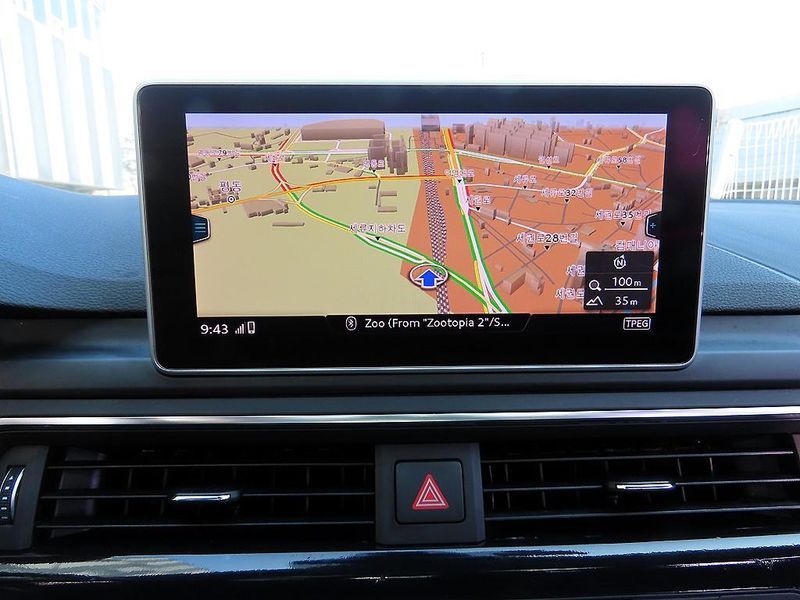 2016 Audi A4 45 TFSI Premium photo 14