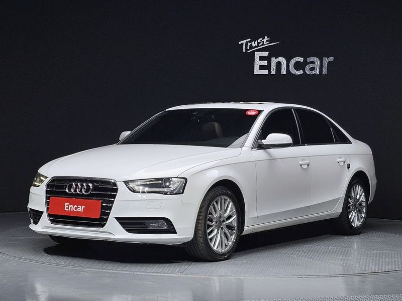 2016 Audi A4 30 TDI Dynamic B8 photo 1