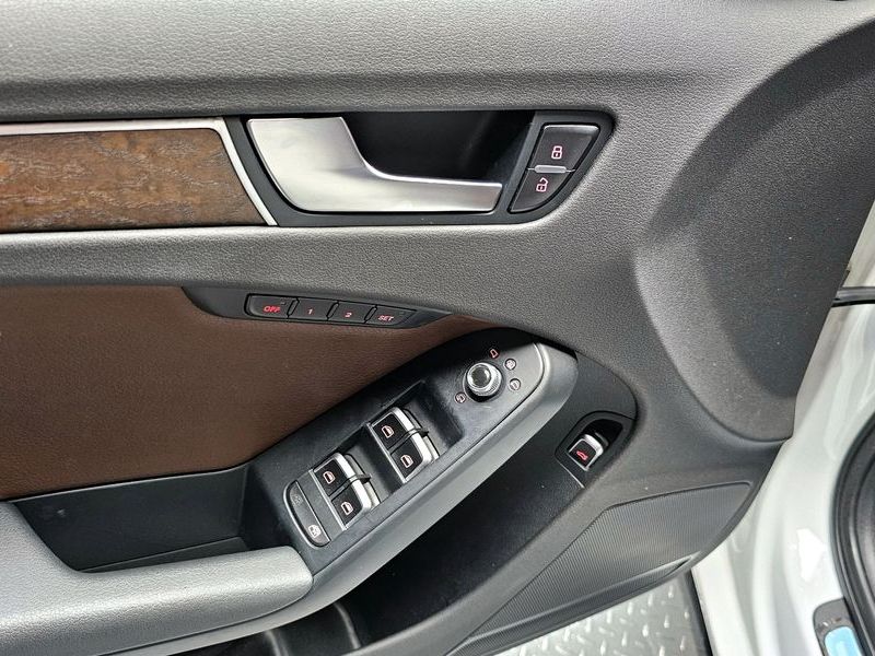 2016 Audi A4 30 TDI Dynamic B8 photo 18