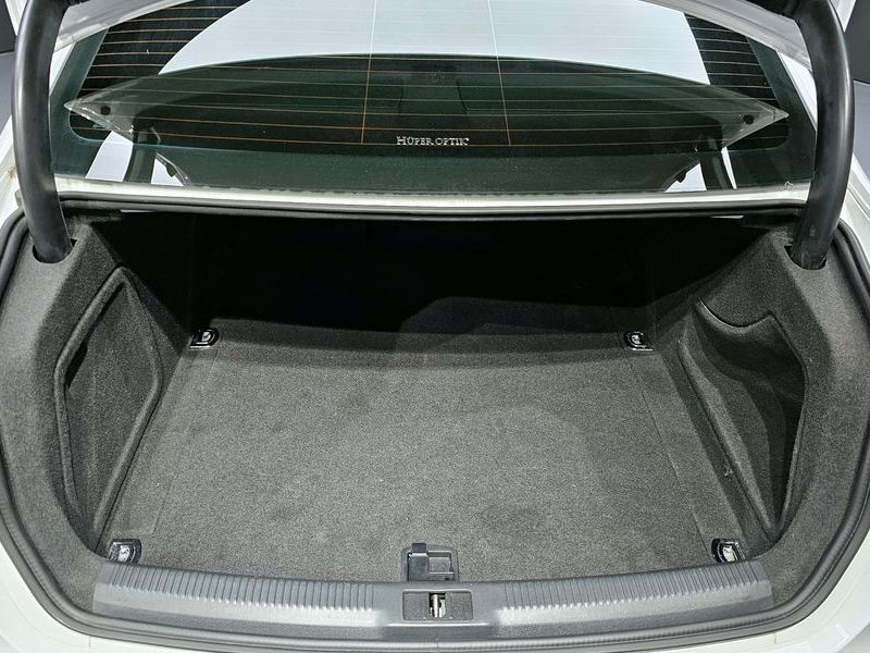 2016 Audi A4 30 TDI Dynamic B8 photo 20