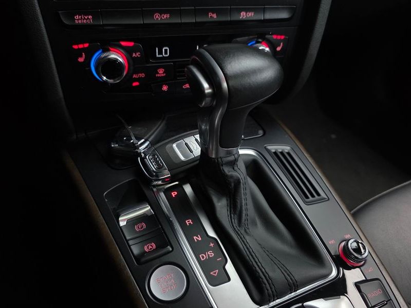 2016 Audi A4 35 TDI Quattro Dynamic B8 photo 9