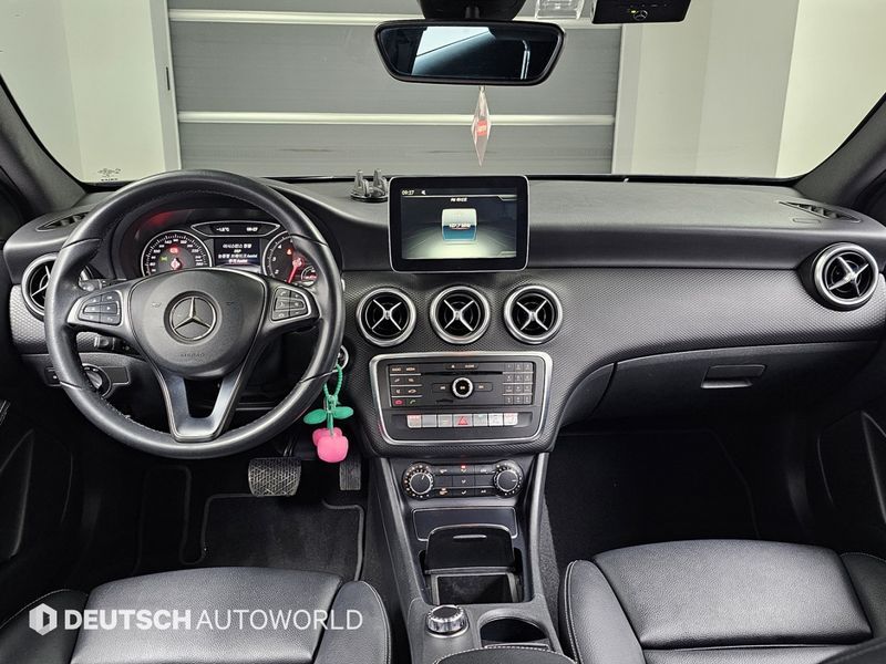 2017 Mercedes-Benz A-Class A200 photo 7