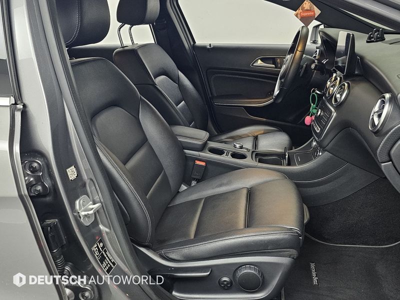 2017 Mercedes-Benz A-Class A200 photo 10
