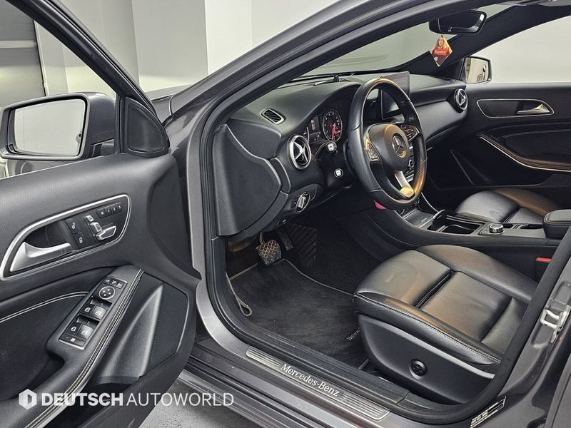 2017 Mercedes-Benz A-Class A200 photo 11