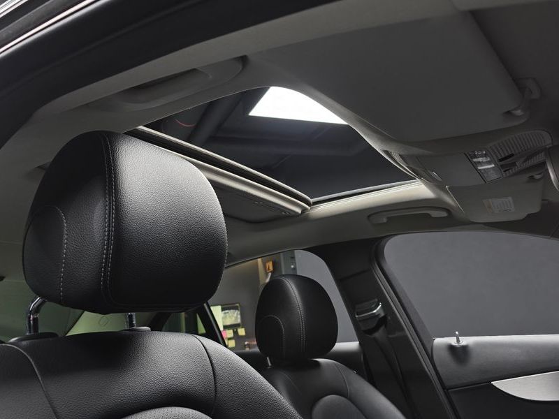 2017 Mercedes-Benz C-Class C200 Avantgarde photo 17