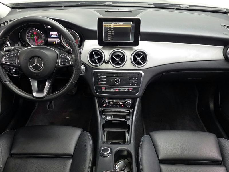2017 Mercedes-Benz A-Class GLA200 d photo 7