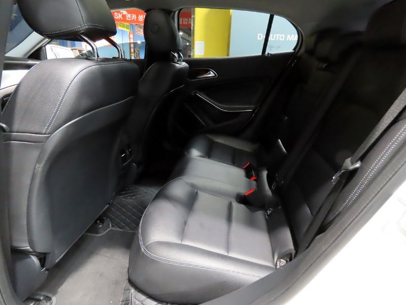 2017 Mercedes-Benz A-Class GLA200 d 4MATIC photo 7