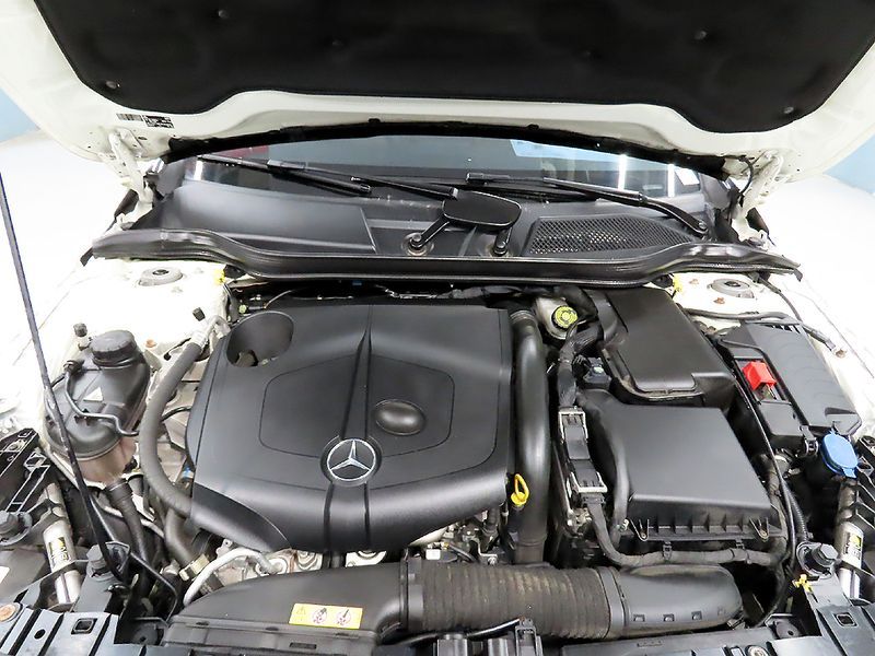 2017 Mercedes-Benz A-Class GLA200 d 4MATIC photo 19