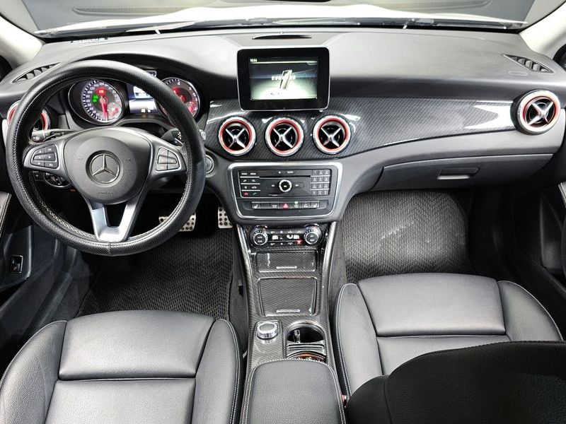 2017 Mercedes-Benz A-Class GLA200 d photo 7