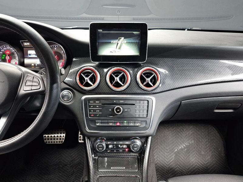 2017 Mercedes-Benz A-Class GLA200 d photo 13