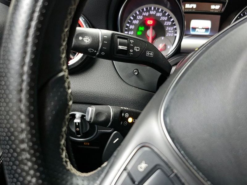 2017 Mercedes-Benz A-Class GLA200 d photo 18