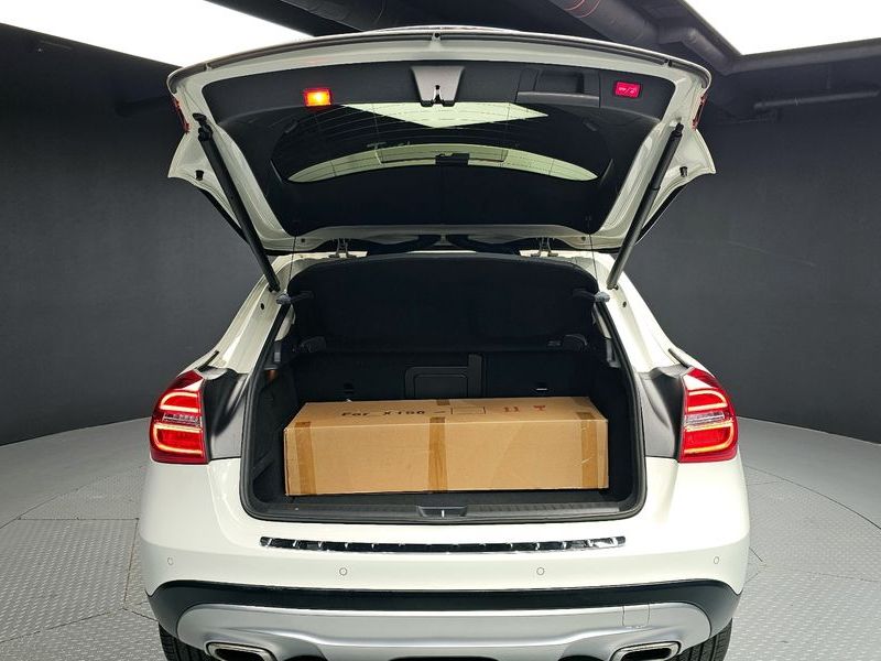 2017 Mercedes-Benz A-Class GLA200 d photo 20