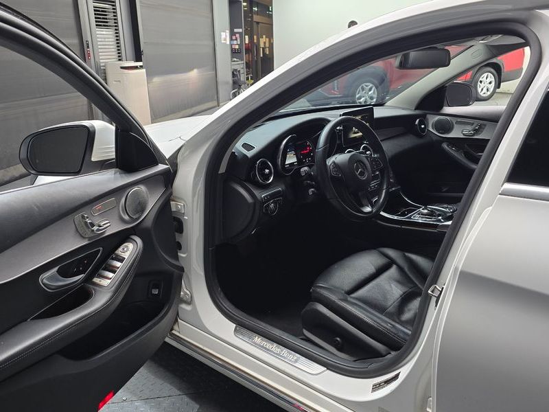 2017 Mercedes-Benz C-Class C220 d Avantgarde photo 10