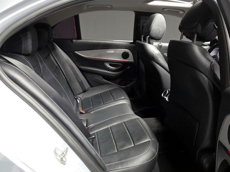 2017 Mercedes-Benz E-Class E200 Avantgarde photo 11
